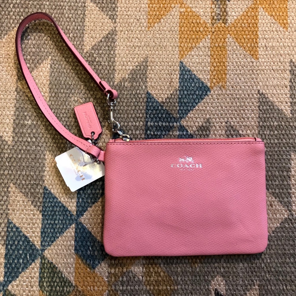 NWT Coach Outlet  Leather Wristlet - Pink/Silver